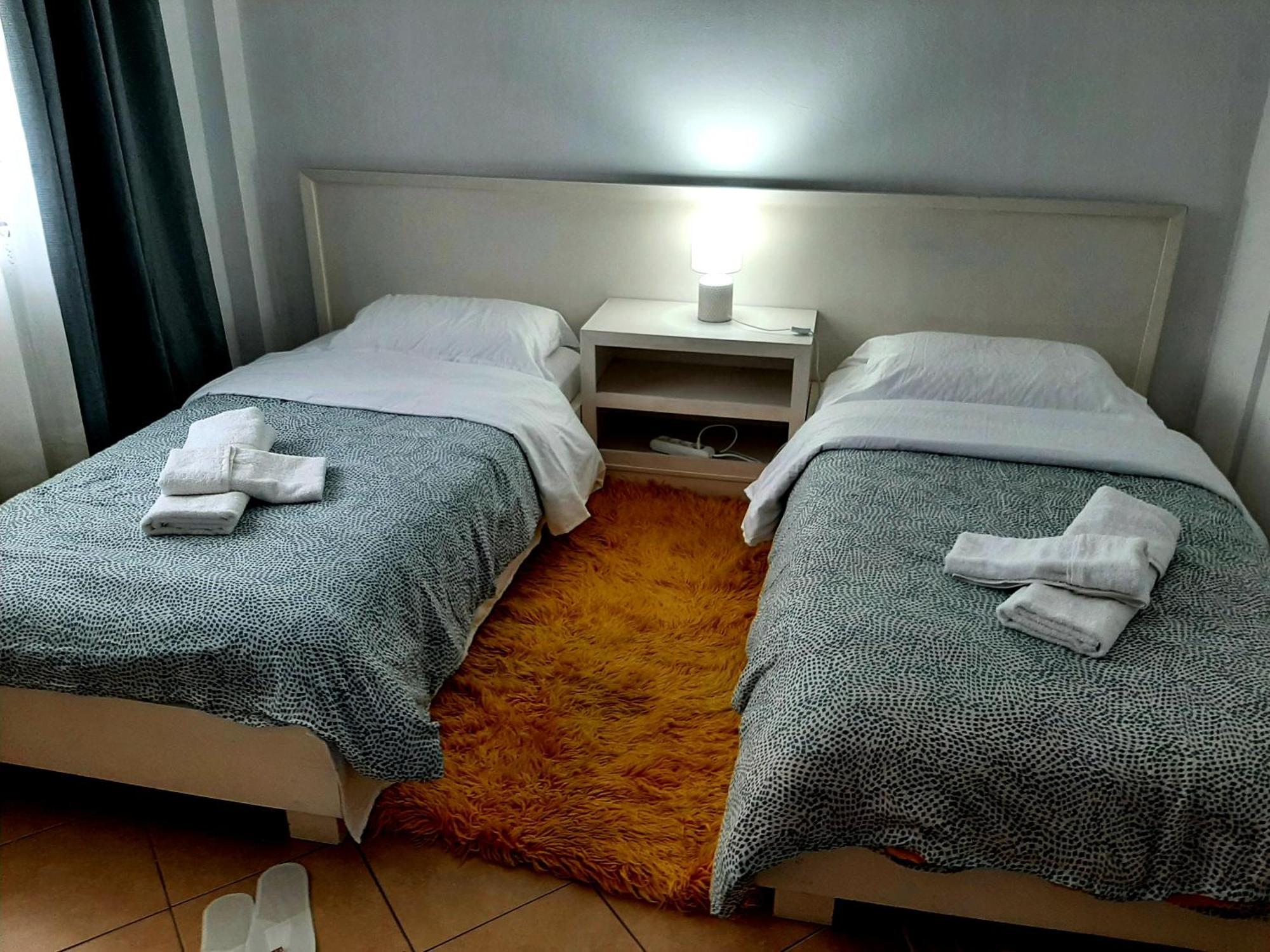 Casa Meliana Nex To The Interurban Bus Station * Tirana