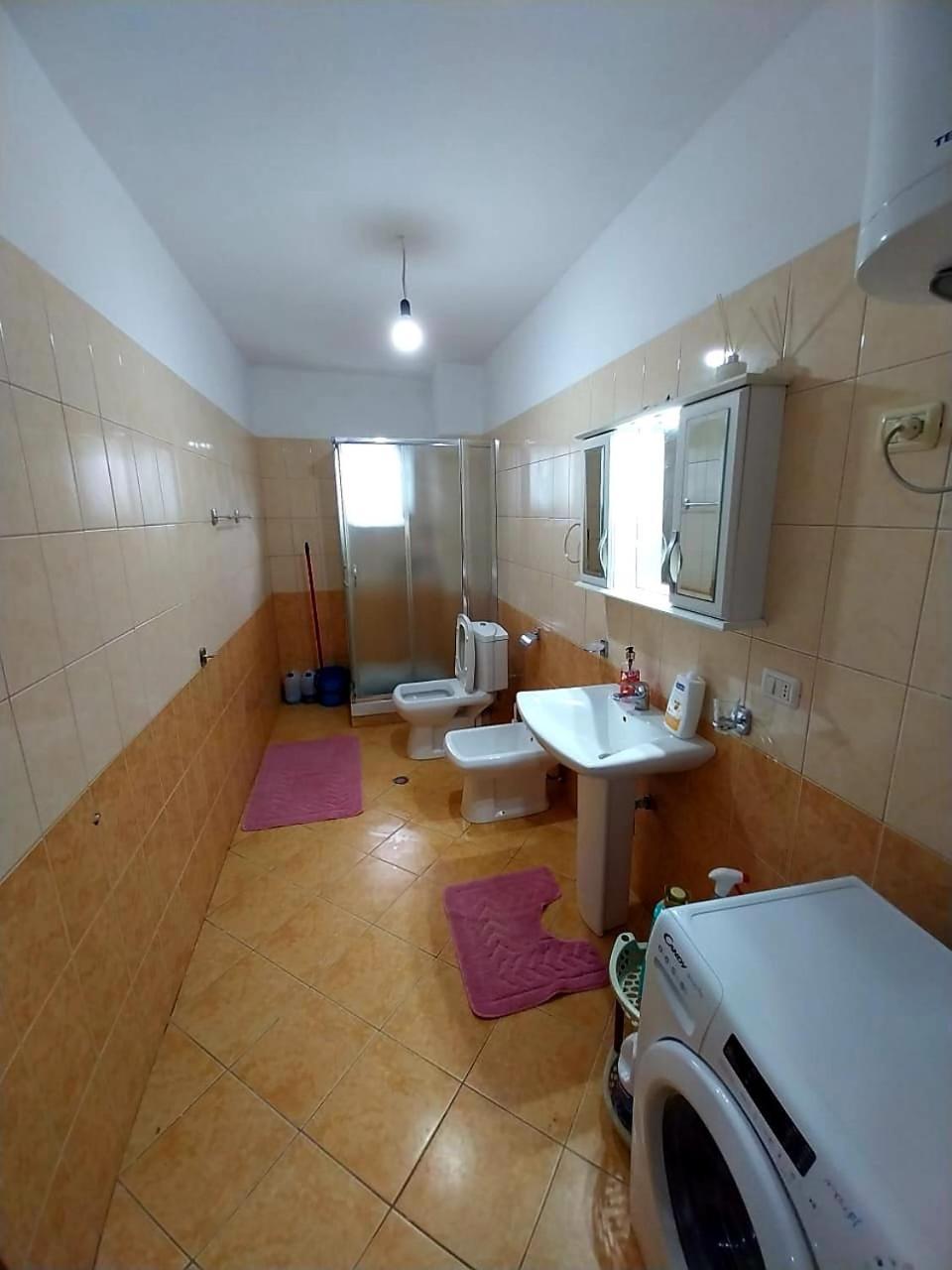 Casa Meliana Nex To The Interurban Bus Station Tirana